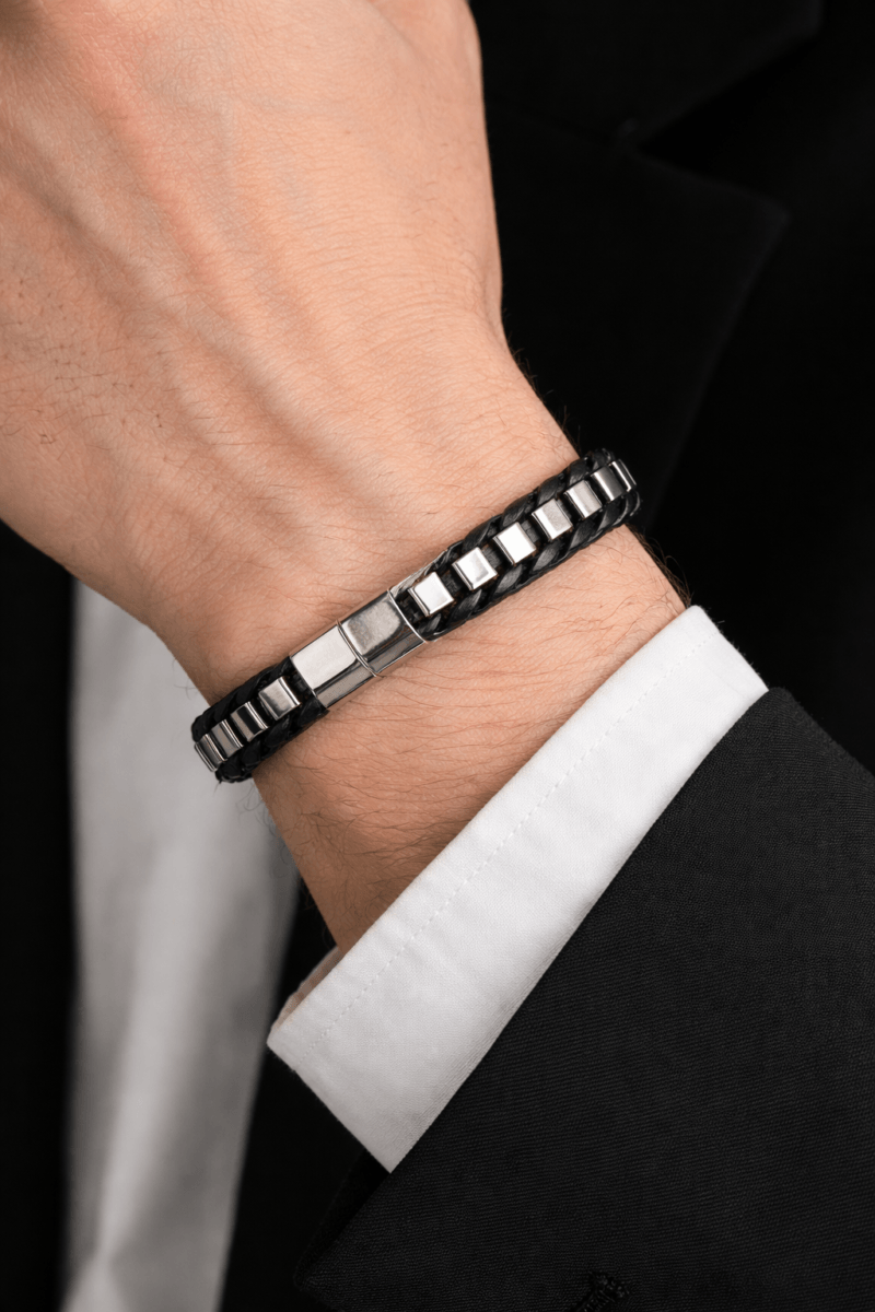 Ανδρικό Δερμάτινο Βραχιόλι με Ατσάλινες Λεπτομέρειες 21.5 εκ.